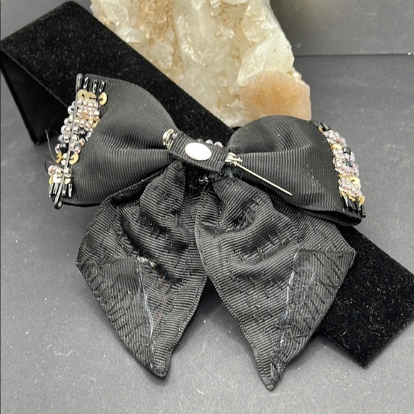 12.28.24_3 Elegant Black Sequined & Beaded Bow Brooch - Picture 3 of 3